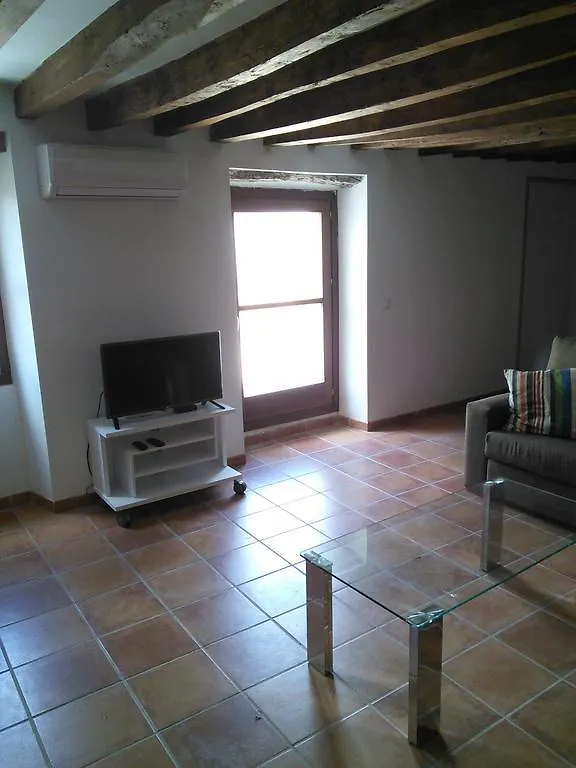 Tramuntana Suites Selva  Bed & Breakfast