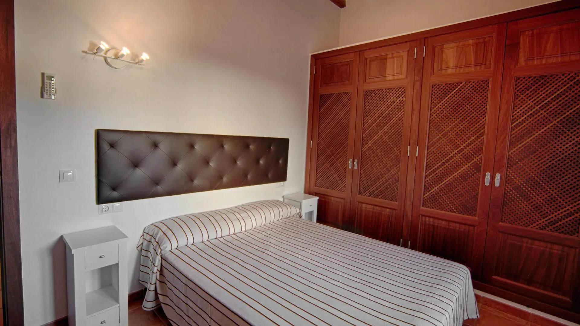 Tramuntana Suites Selva  Couette-café